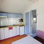 Zecamping 3 Etoiles Piscine Chauffee Et Pataugeoire Pet Friendly Campingplatz