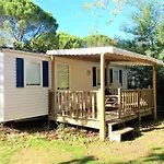 Zecamping 3 Etoiles Piscine Chauffee Et Pataugeoire Pet Friendly Campingplatz Saint-Jean-Pla-de-Corts