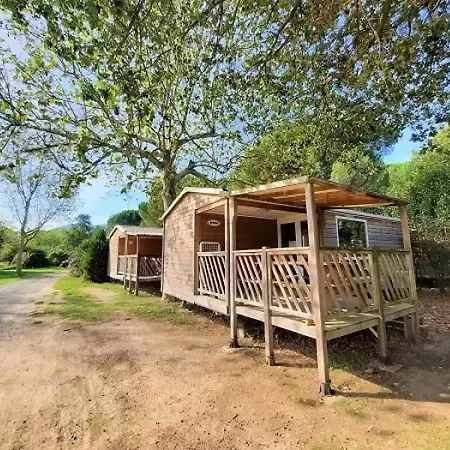 3 Etoiles - Piscine - Cca0gbf Kamp alanı