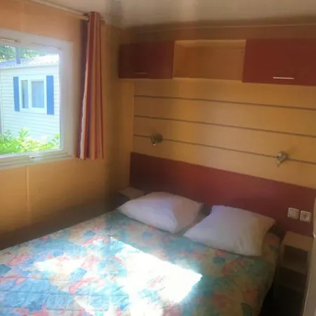 Kemp Zecamping 3 Etoiles Piscine Chauffee Et Pataugeoire Pet Friendly *